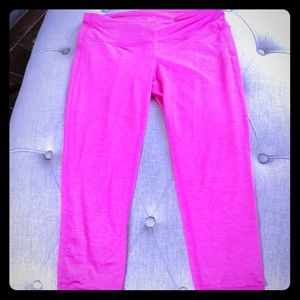 Athleta cropped yoga pants